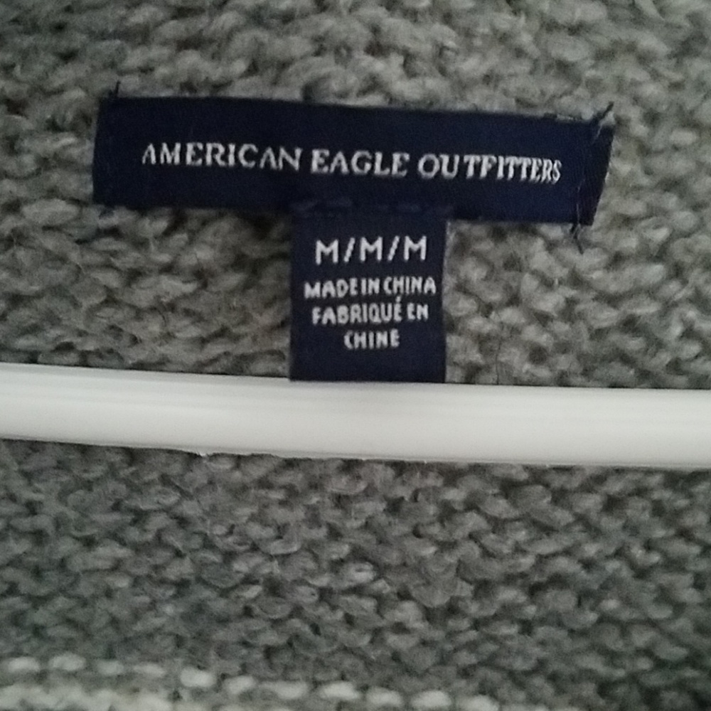 NWOT American Eagle Winter Sweater Size medium ☃️ - Picture 3 of 11